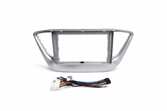 פאנל יונדאי ורנה/ סולאריס שנת 2017 9 אינץ'