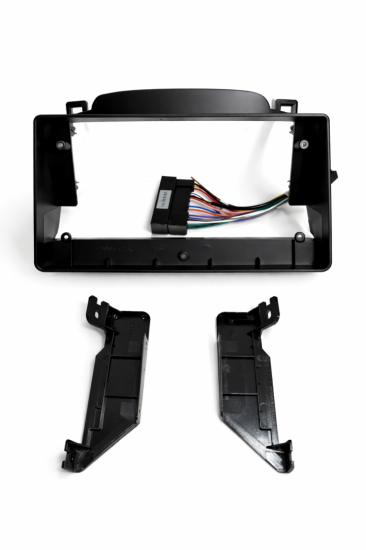 פאנל יונדאי I-30 שנת 2015 9 אינץ'